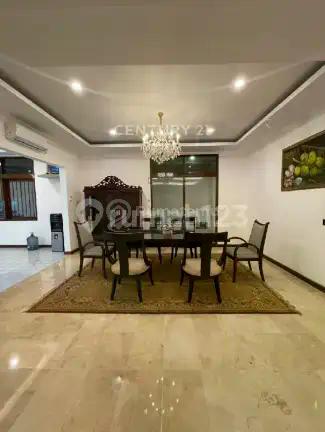 Rumah Termegah Full Furnished Swimm Pool di Permata Hijau