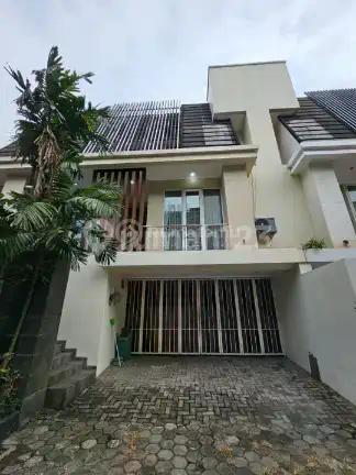 Dijual & Disewakan Rumah Bagus (Siap Huni/ Furnished) Kemang Utara Jakarta Selatan.
