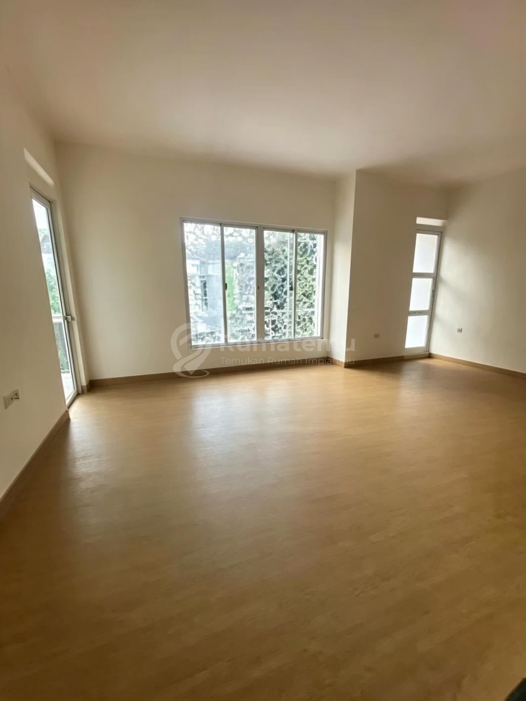 Darwin Gading Serpong, Rumah Baru, Full Renov, Tiap Kamar Ada Kamar Mandi