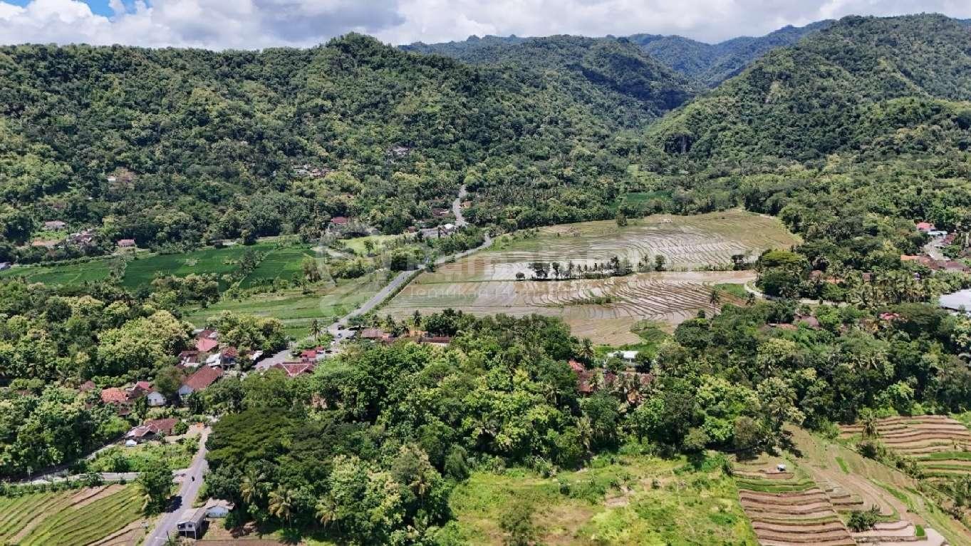 Villa Nanggulan Dekat Exit Tol Sentolo SHM PBG Lingkungan Asri View Bukit