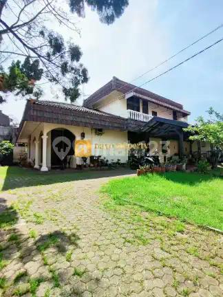 Rumah Pojok Bagus Tanah Luas Dalam Komplek Di Jatiwaringin Bekasi
