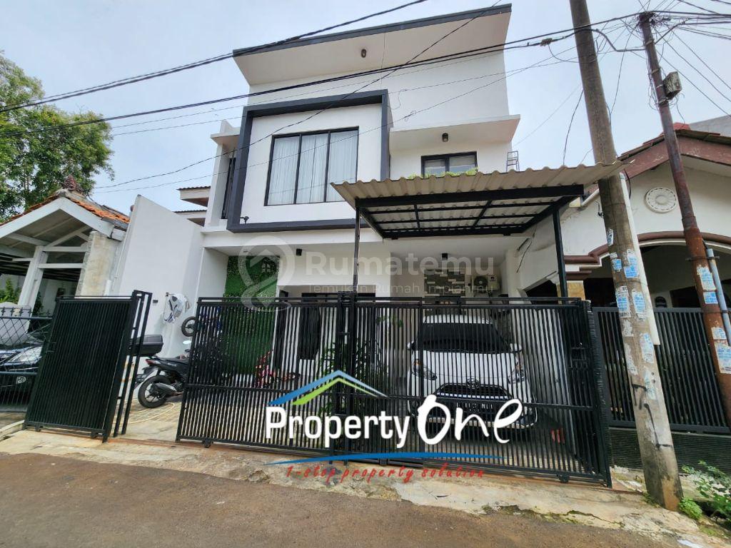 Jual Rumah 2 Lantai Semifurnished di Griya Loka, SHM On Hand, Dekat Akses ke Pasar Modern BSD, Stasiun KRL Rawa Buntu & Akses Tol Jakarta-Serpong