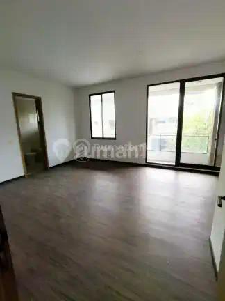 Dijual Rumah Di Zora Termurah Di Bawah Harga Pasar, Dekat Ipeka Bsd