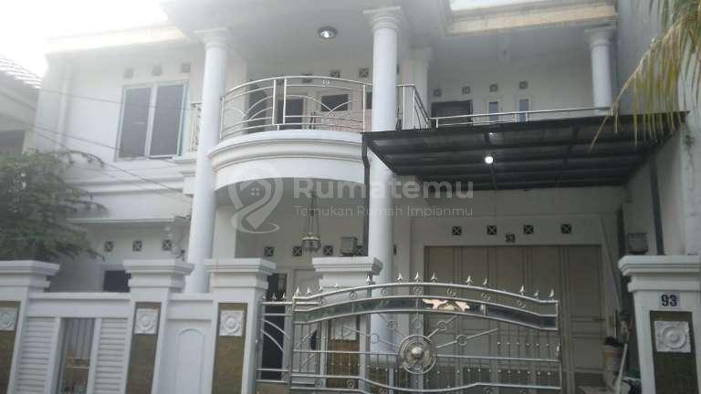 DI JUAL RUMAH 2 LANTAI DAERAH PERUMNAS 3 KARAWACIC TANGERANG