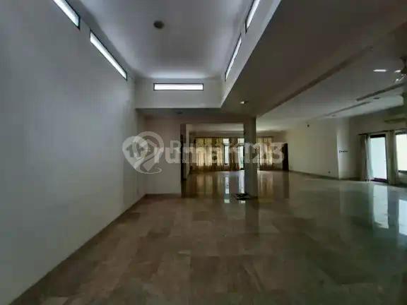 Dekat Sekolah Bakti Mulya, Dijual Rumah Lama di Pondok Indah Jakarta Selatan