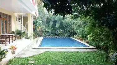 For SAle:  Rumah Asri Jl.Haji Abu, Cipete, Cilandak, Jakarta Selatan