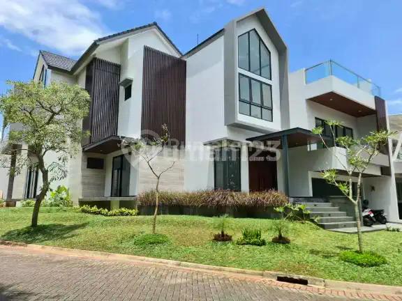 Dijual rumah mewah di delatinos, BSD, hadap taman, resort style