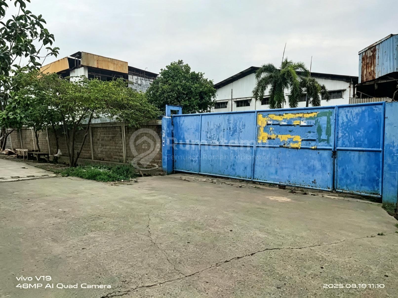 Di jual Cepat 1 Ha Lahan Gudang atau Pabrik Dalam Kawasan Gudang & Industri Batu Ceper, Raya Daan Mogot, Tangerang.