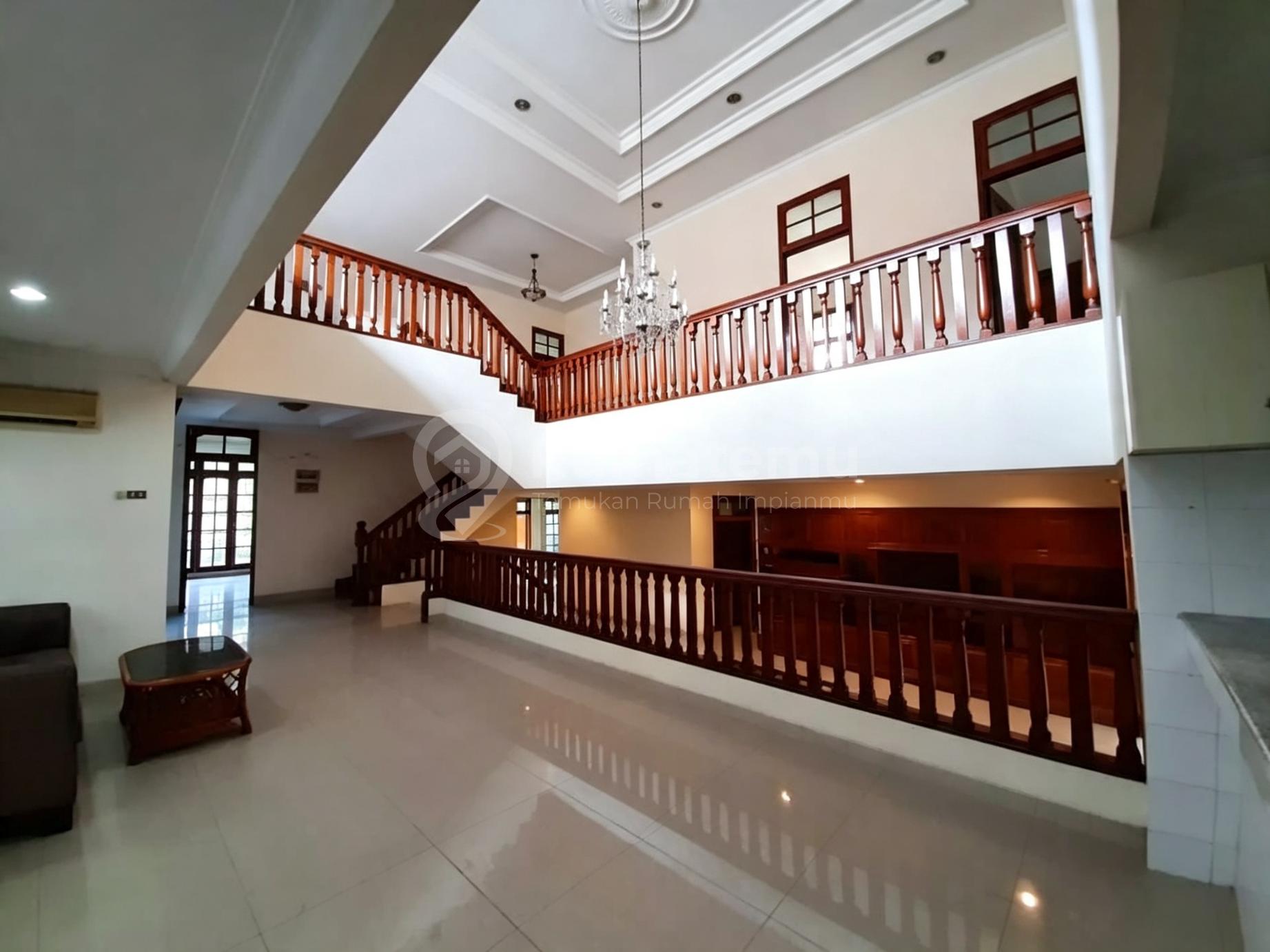 Dijual Rumah Pondok Indah Jakarta Selatan