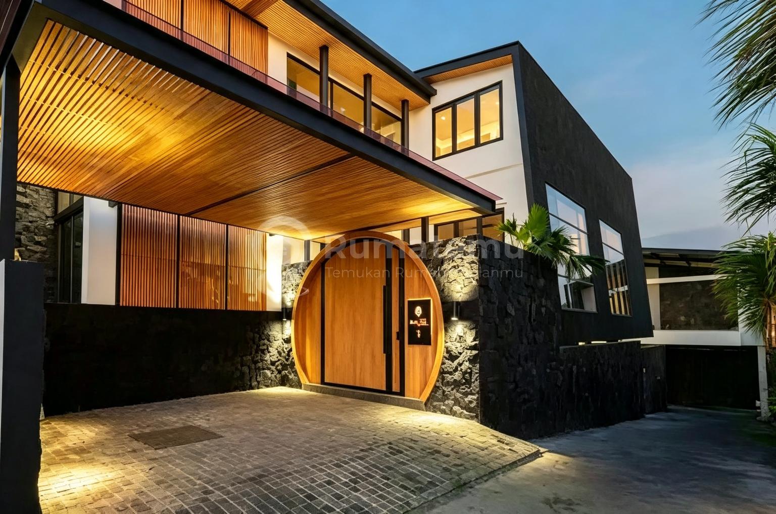 Beautyfull And Luxury Villa For Rent In Pererenan Bali