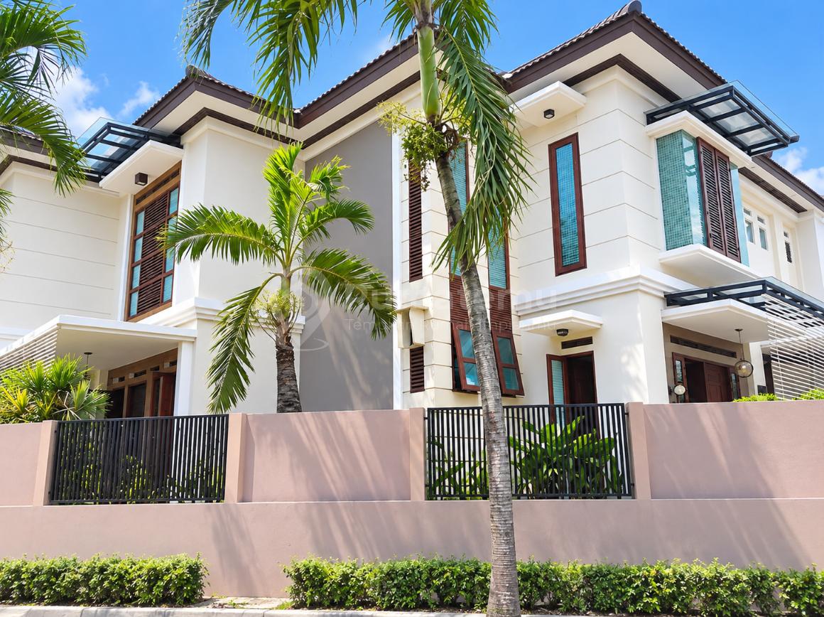 Dijual Rumah 2 Lantai Terawat Rapih Siap Huni di Sektor 3A Bintaro Tangerang Selatan