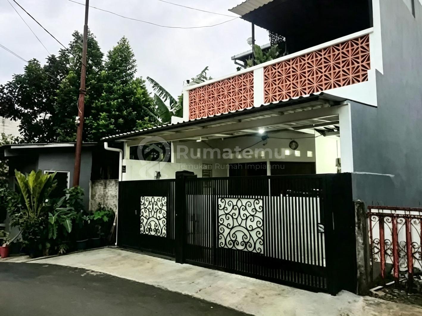 Dijual Rumah Kokoh Dalam Komplek Tenang dan Asri
