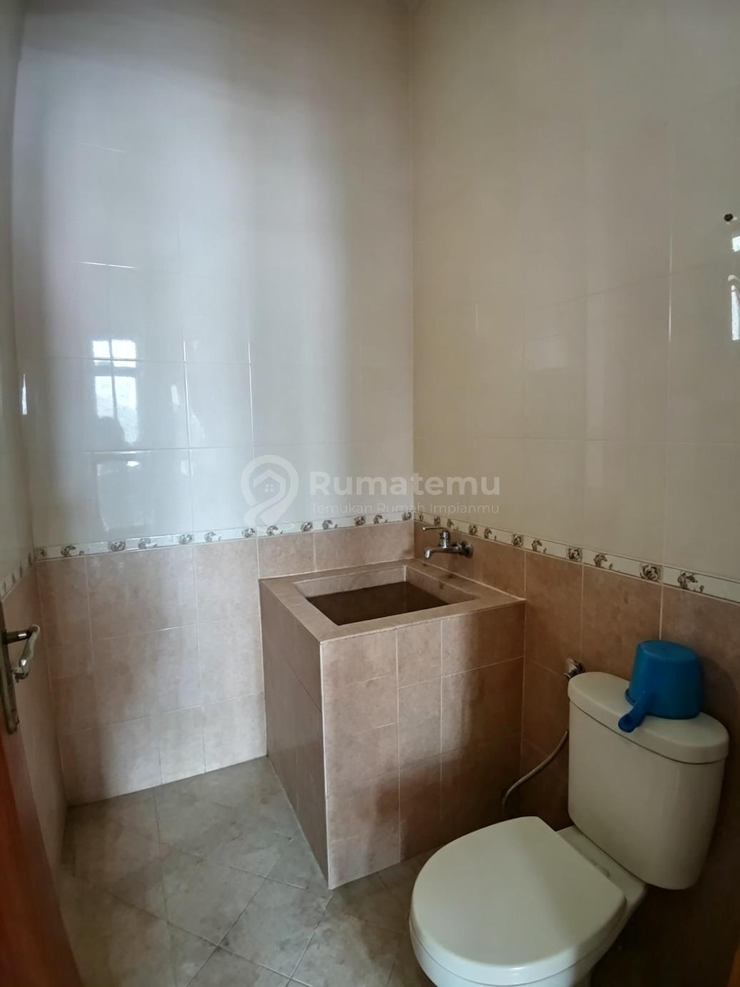 Rumah Super Bagus di Cempaka Putih Jakpus