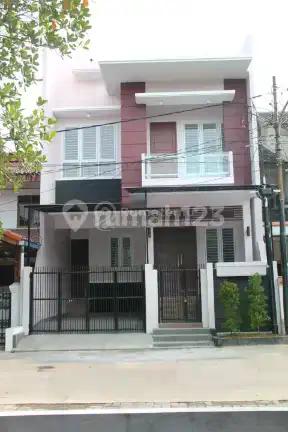 Sewa Rumah Siap Huni Dibcs Kelapa.gading