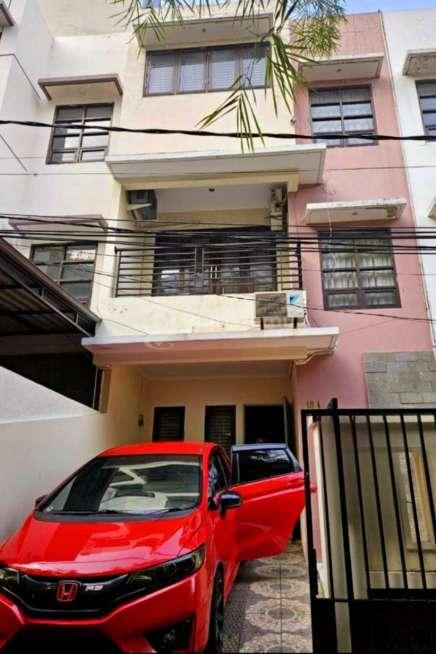 Rumah di Bcs Kelapa Gading - Bangunan 3 Lantai