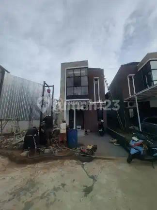 Rumah Baru Dalam Cluster di Cikunir Bekasi