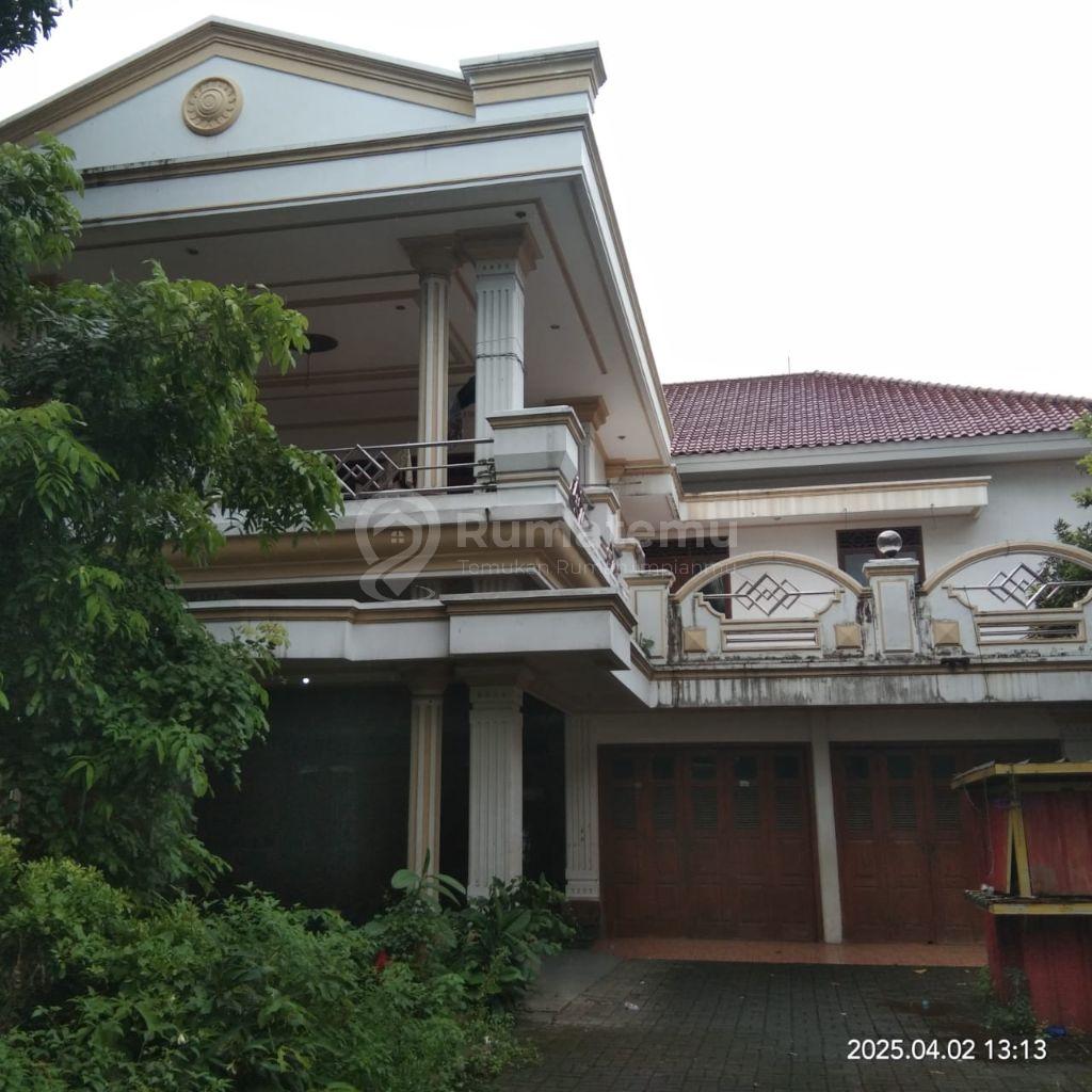 Rumah mewah di Cikokol 