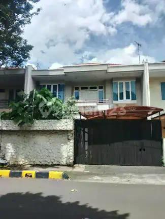 Intercon Kebon Jeruk [Rumah]: Hadap Barat LT 200