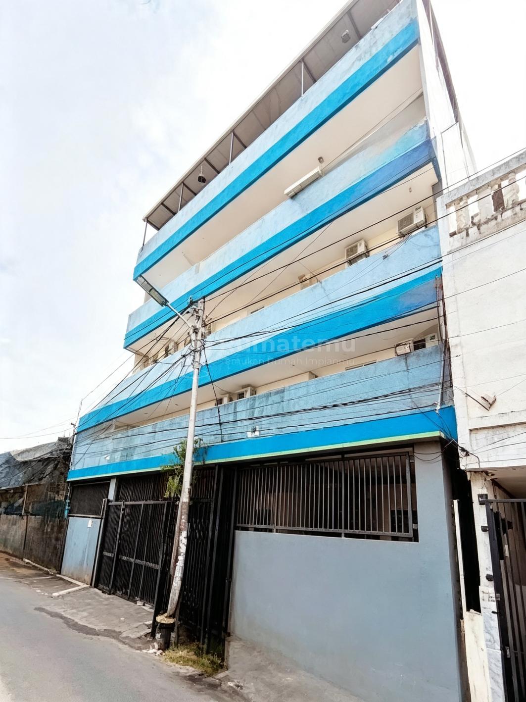 Dijual rumah kost 60 kamar Dekat dengan akses Tol, Busway, Stasiun di area Tawakal Tomang, Jakarta Barat