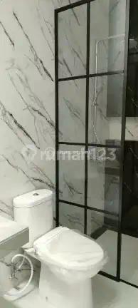 Rumah Baru 1 Lantai Cantik Siap Huni Strategis Kencana Loka Bsd