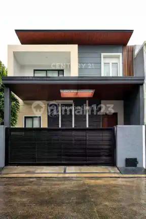 Rumah Premium Gunung Sahari - Aula 150M² & Kolam Renang, Furnish
