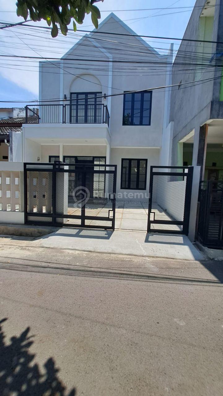 Dijual Rumah Minimalis Modern American Style di Antapani Strategis, Harga Bersahabat . 