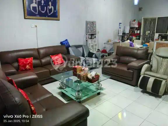 Dijual Rumah Jalan Utama Sakti Jelambar - Jakarta Barat