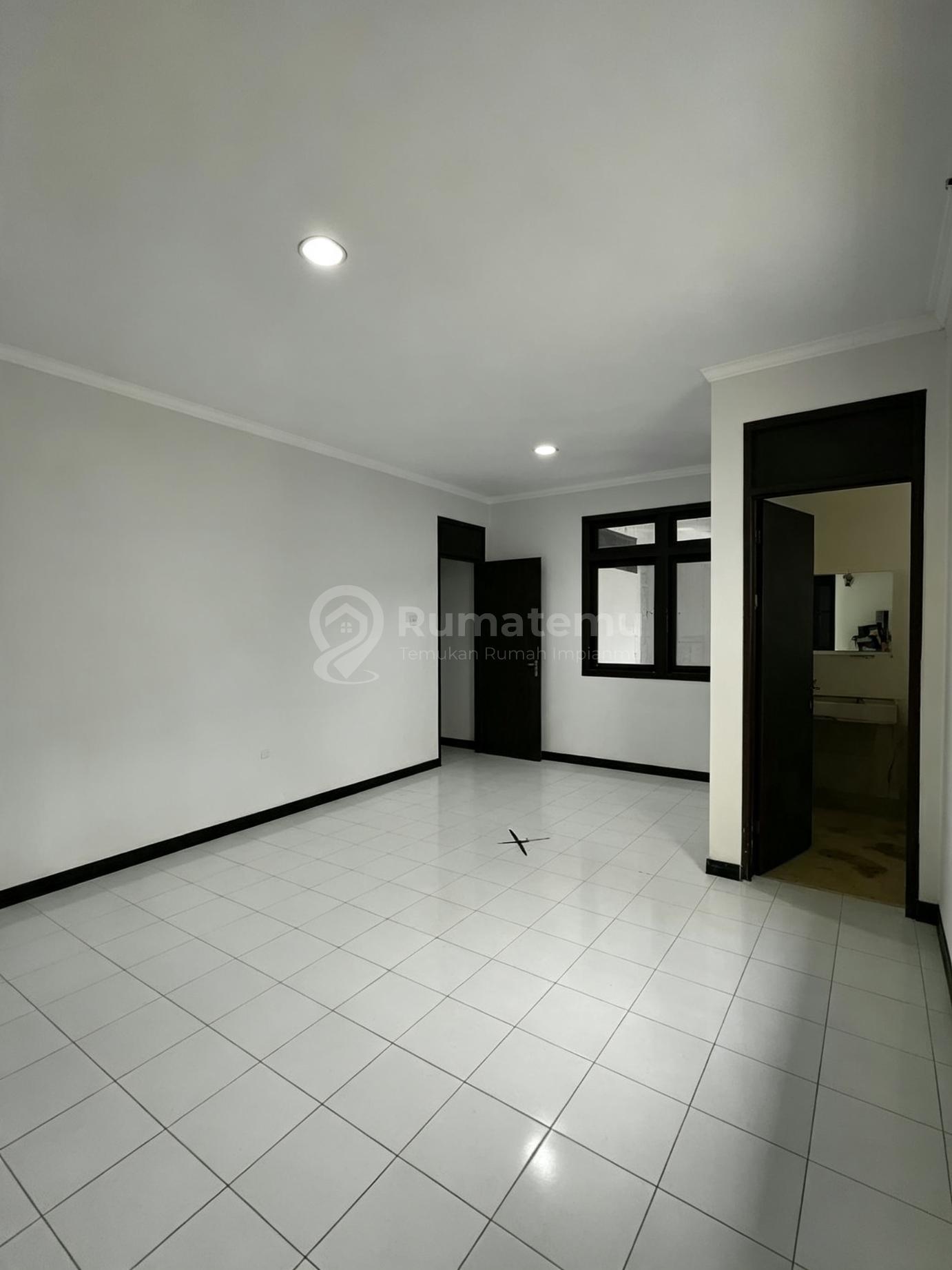 Rumah Murah di Daan Mogot Barudaan Mogot Kalideres Cengkareng Jakarta Barat