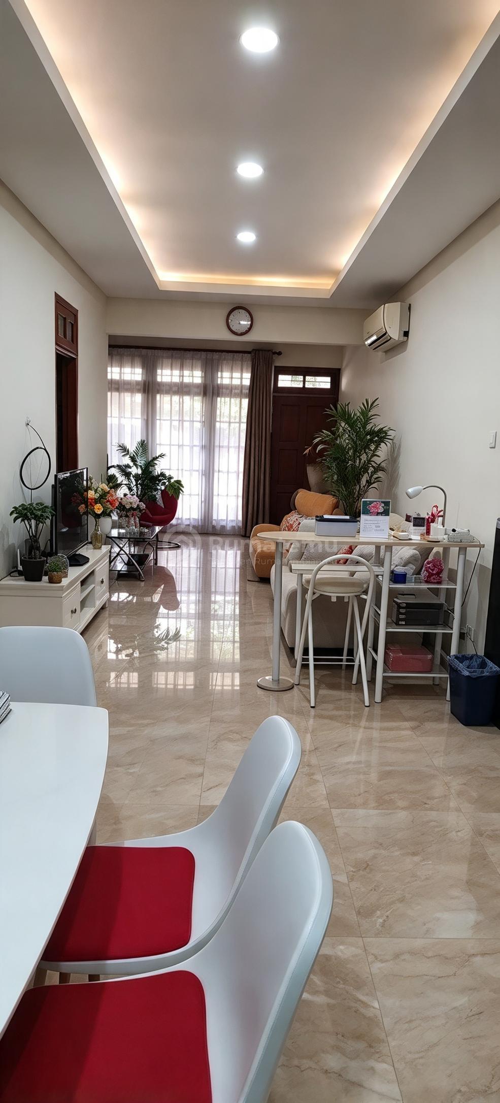 Dijual Rumah Bagus Siap Huni dan Lokasi Strategis di Jati Pulogadung S9727