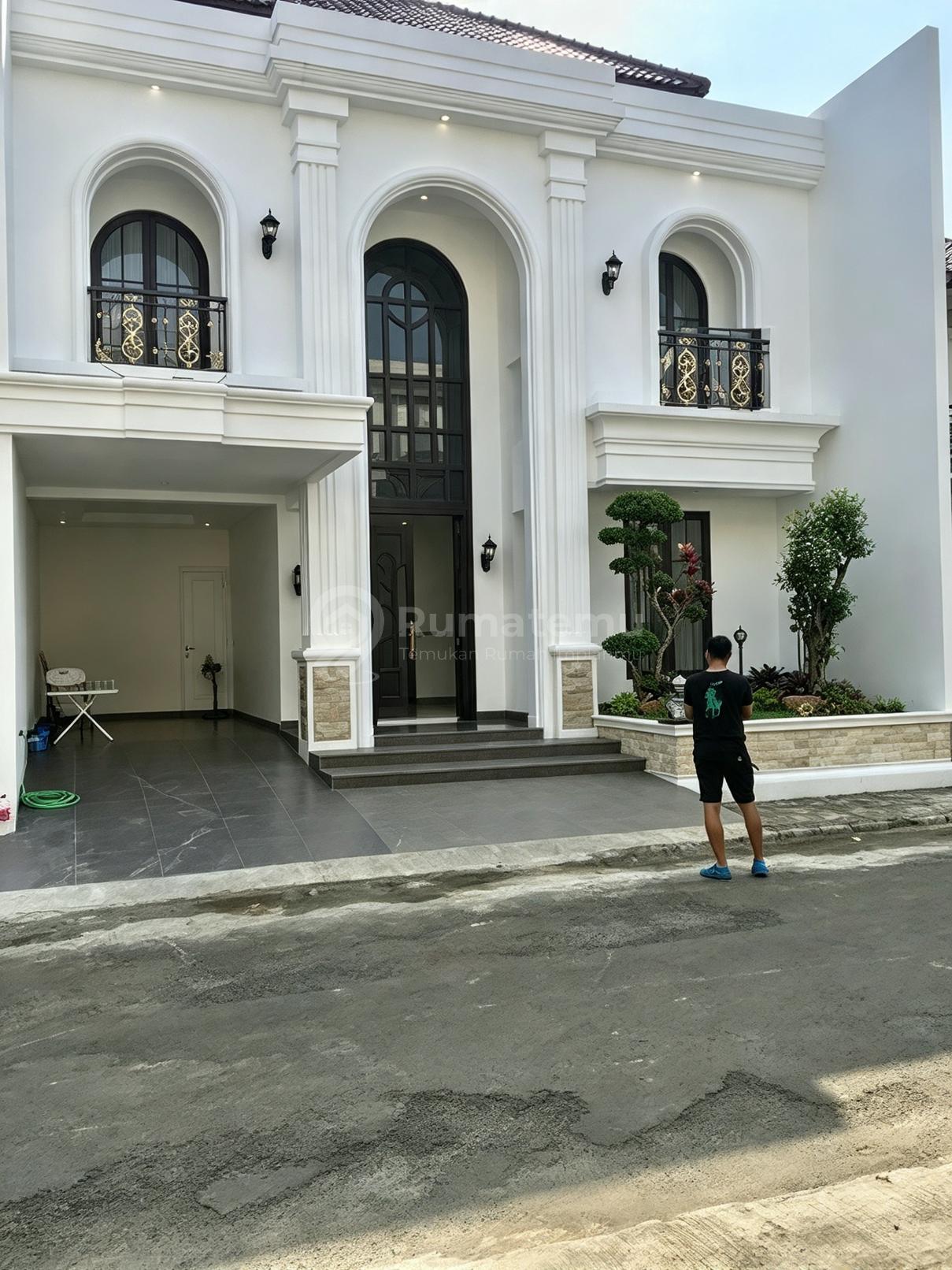 Dijual Rumah Bagus Siap Huni Lokasi Strategis Siap Huni di Bintaro Sektor 9