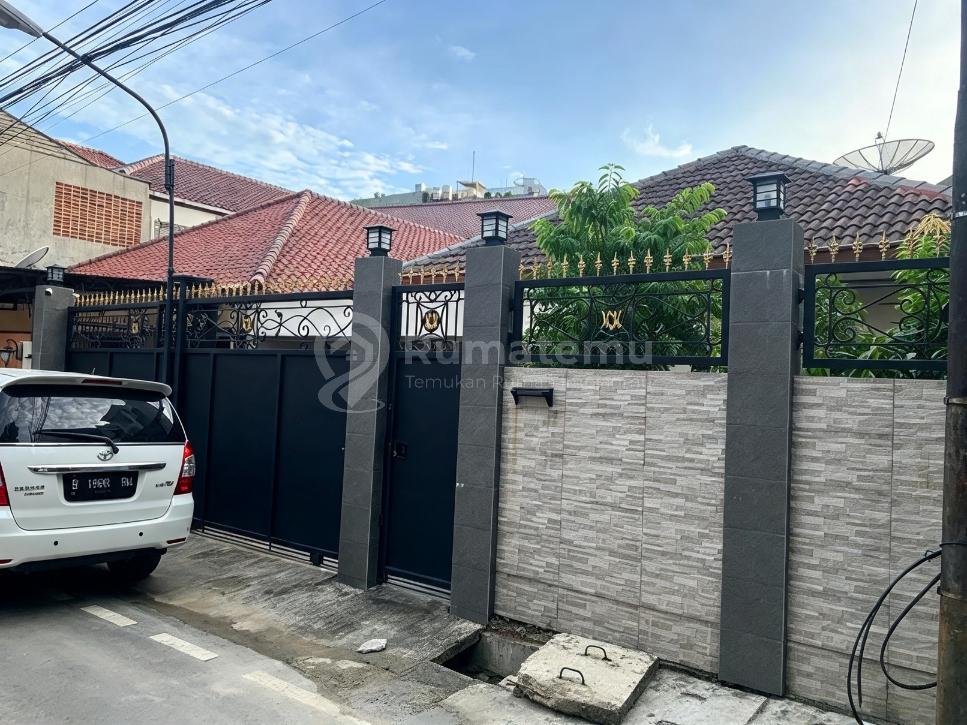 Jl. Petojo Selatan, Gambir, Jakarta Pusat..Dijual Cepat Rumah 1 Lantai, LT 422 M² (12 X38 ), Hadap Barat, Shm.- | Rumah123