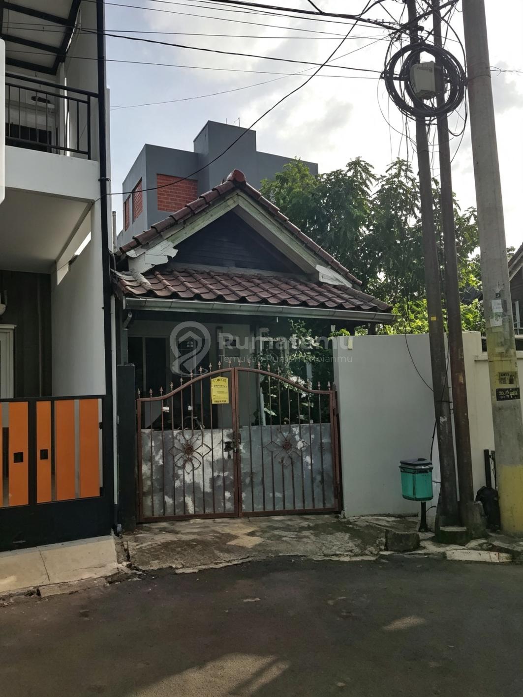 Rumah Nusaloka 1 Lantai Bentuk Tanah  Ngantong