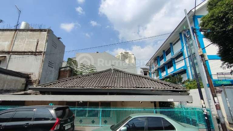Dijual rumah strategis Hadap Barat dan Selatan di Petojo Utara, Gambir, Jakarta Pusat