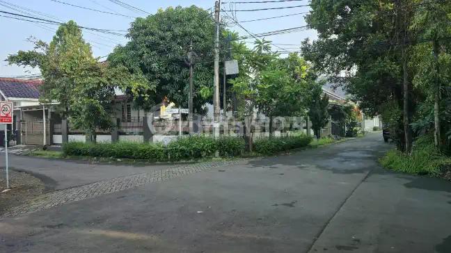 Murah! Dijual Rumah Hitung Tanah Saja. Luas 353m2 Harga 8juta Permeter