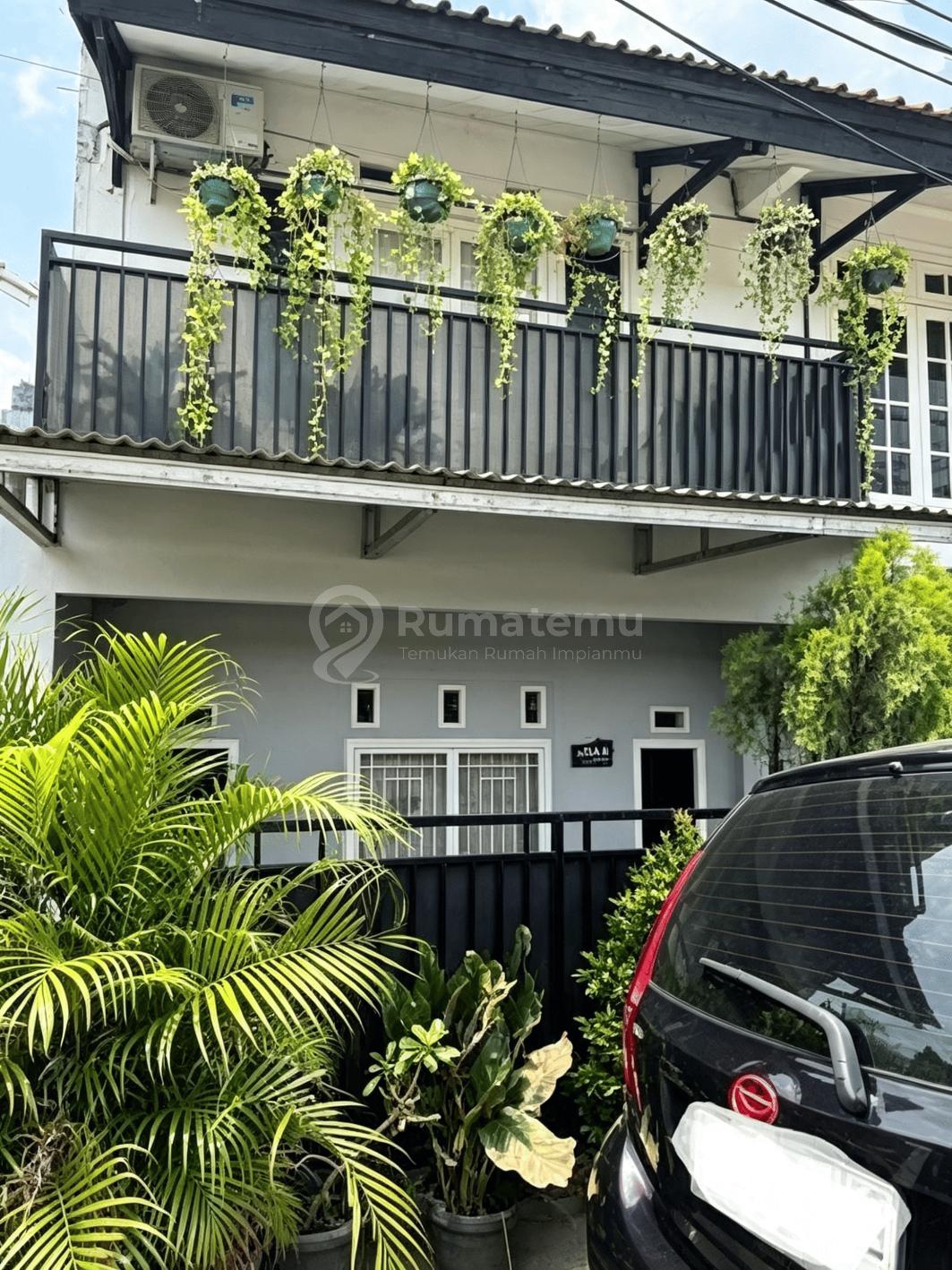 Dijual rumah strategis Akses jalan 10 row mobil didepan tol persis di area Andara