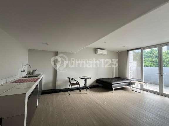Ruko 4 Lantai Full Renovasi Pinggir Jalan Raya, Minimal 2 Tahun
