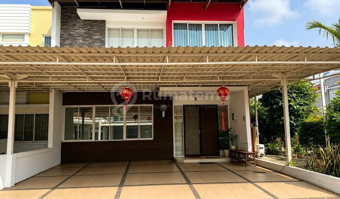 Jual Rumah Golf Lake Residence Luas 240 Meter Cakep Siap Huni