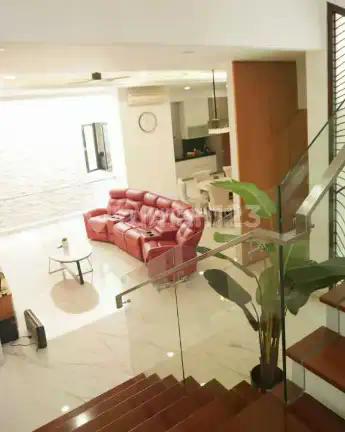 DIJUAL CEPAT RUMAH MINIMALIS MEWAH-LAYAR PERMAI PIK 1, JAKARTA UTARA!