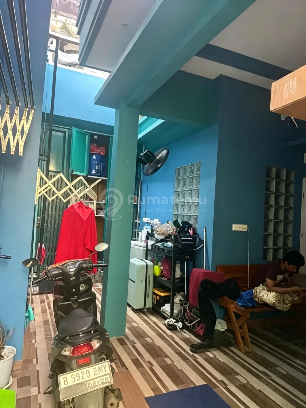 Di Jual Rumah 1 Lantai Siap Huni di Jl. Ibrahim Gg. Sirih Sukabumi Utara Kebon Keruk Jakarta Barat