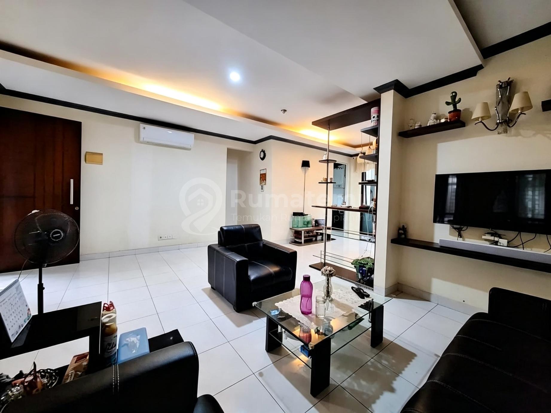 Rumah 2 lantai dekat Aeon Mall dan Universitas Prasetiya Mulya Bsd Tangerang Rumah SHM 2 Lantai Bagus Utara