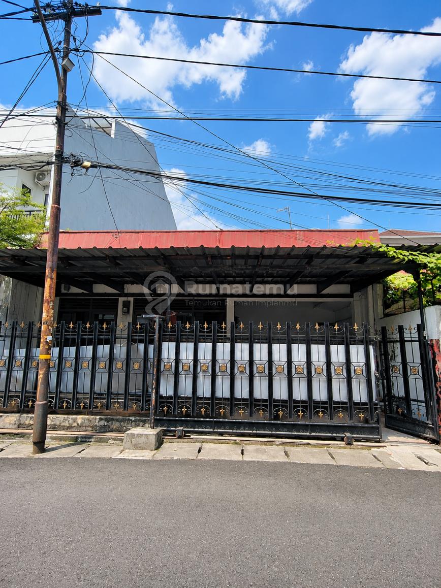 THE ADDRESS MATTERS! Rumah Pejompongan – Premium Location