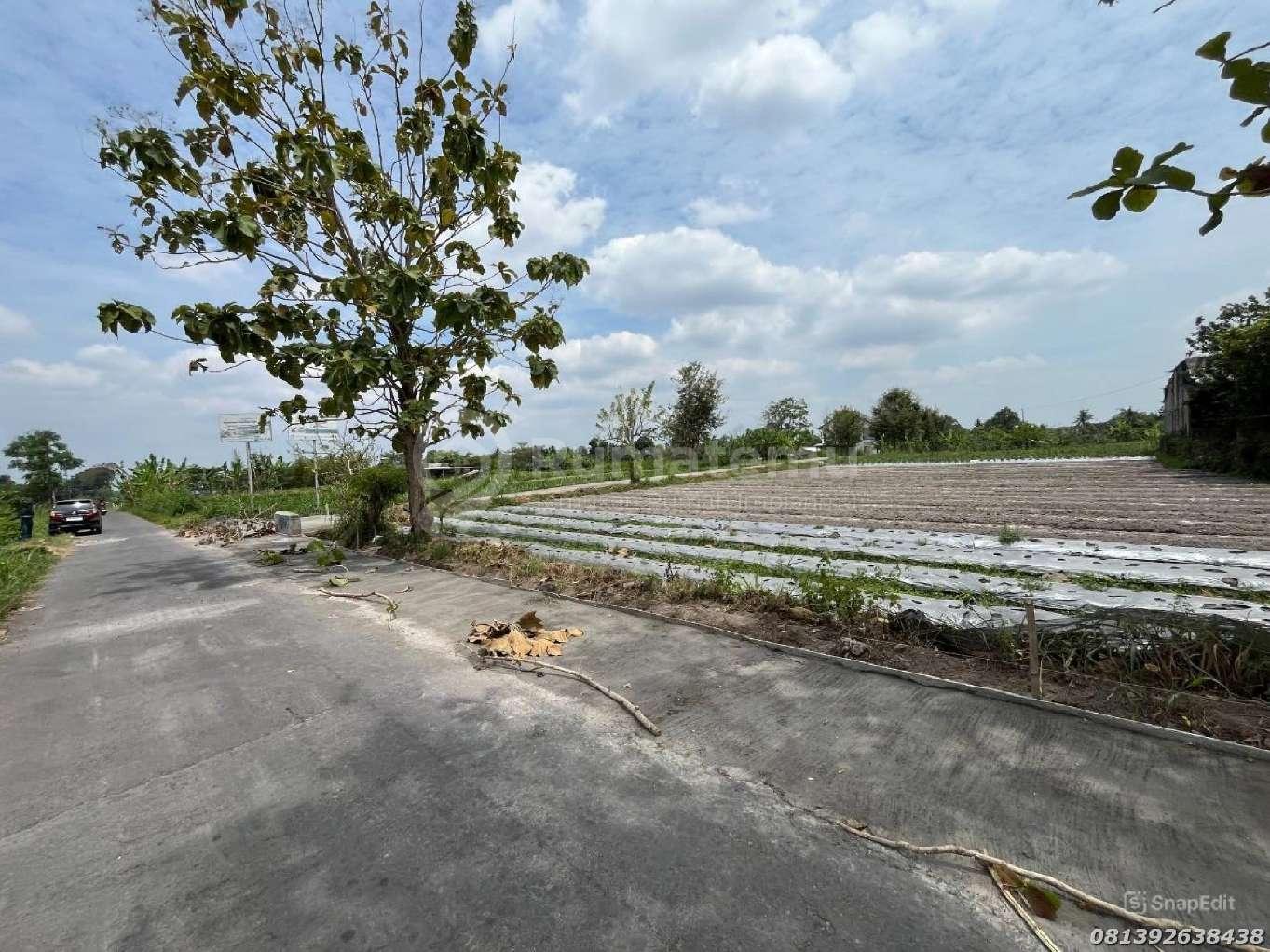 Tanah Timur UII Jogja Sleman Aspal Mobil Papasan Investasi Strategis