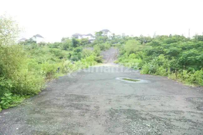 L-1073 Prime 10,900 Sqm Land In Bukit - Strategic Location Near Beaches & Attractions