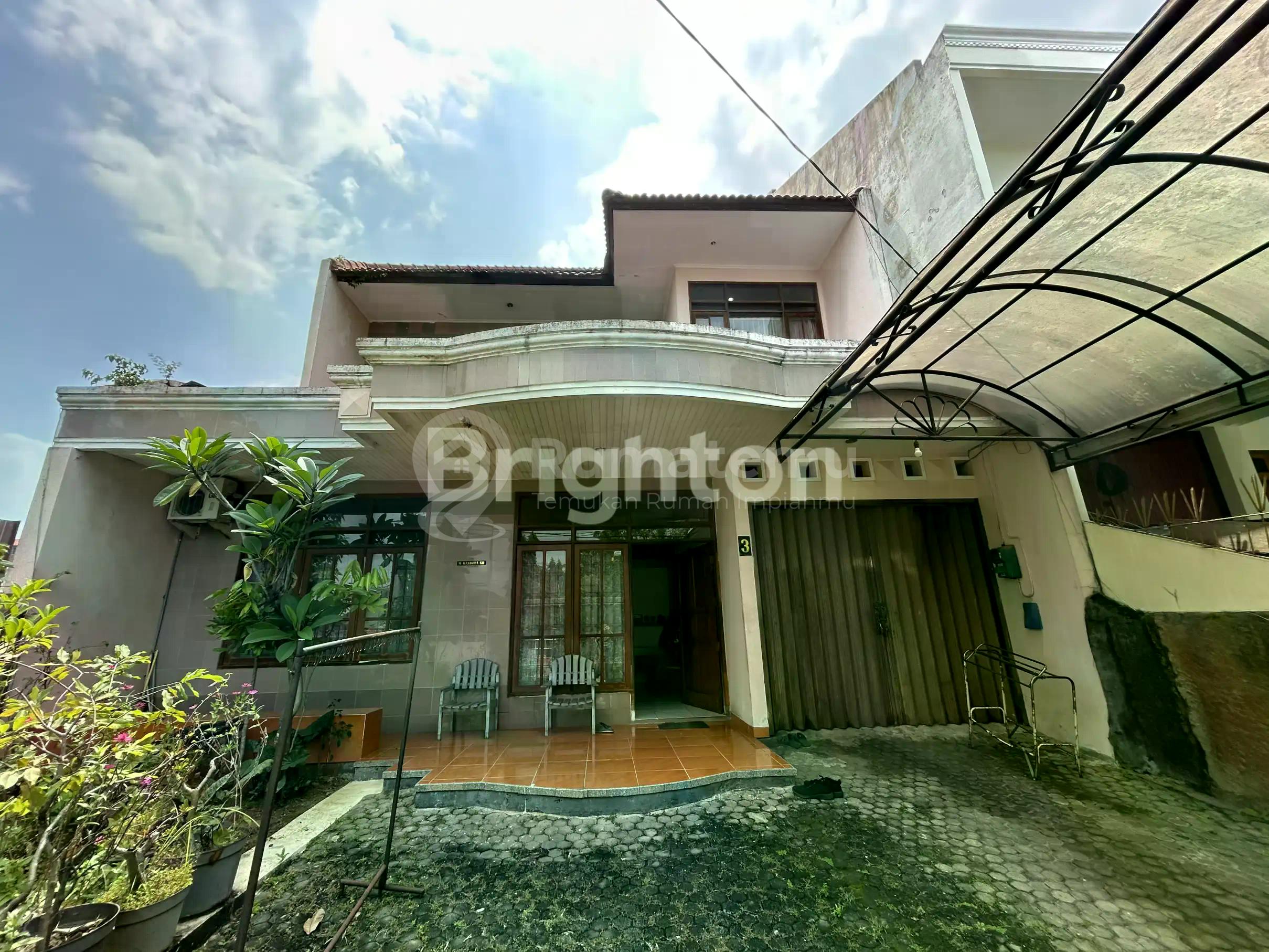 RUMAH JALAN PAMULARSIH DALAM SEMARANG JAWA TENGAH