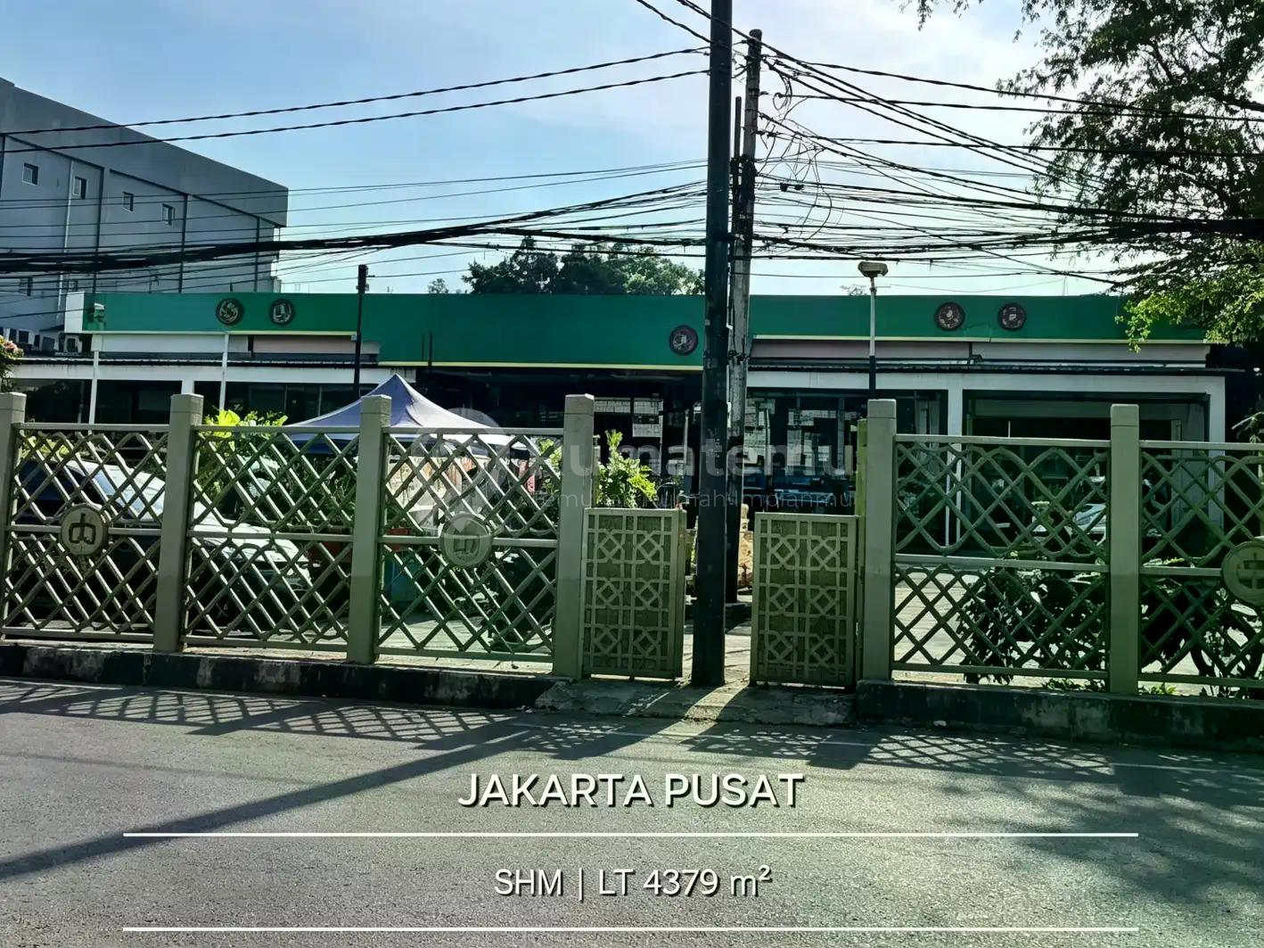 Kavling Hoek Langka Tanah Abang Luas 4379M² Hanya 70 Juta/M2 !! Disewakan Luas 1400M2 Hanya 2 Miliar/Tahun!! Luas 2000M2 Hanya 2,5 Miliar/Tahun!! Cocok Utk Spbu, Resto, Cafe, Gedung Perkantoran, Showroom, Hotel, Etc!! Jakpus