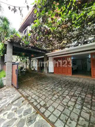Permata Hijau[RUMAH]: 3.5Lt - Istimewa-VERY good- with Pool&Lift