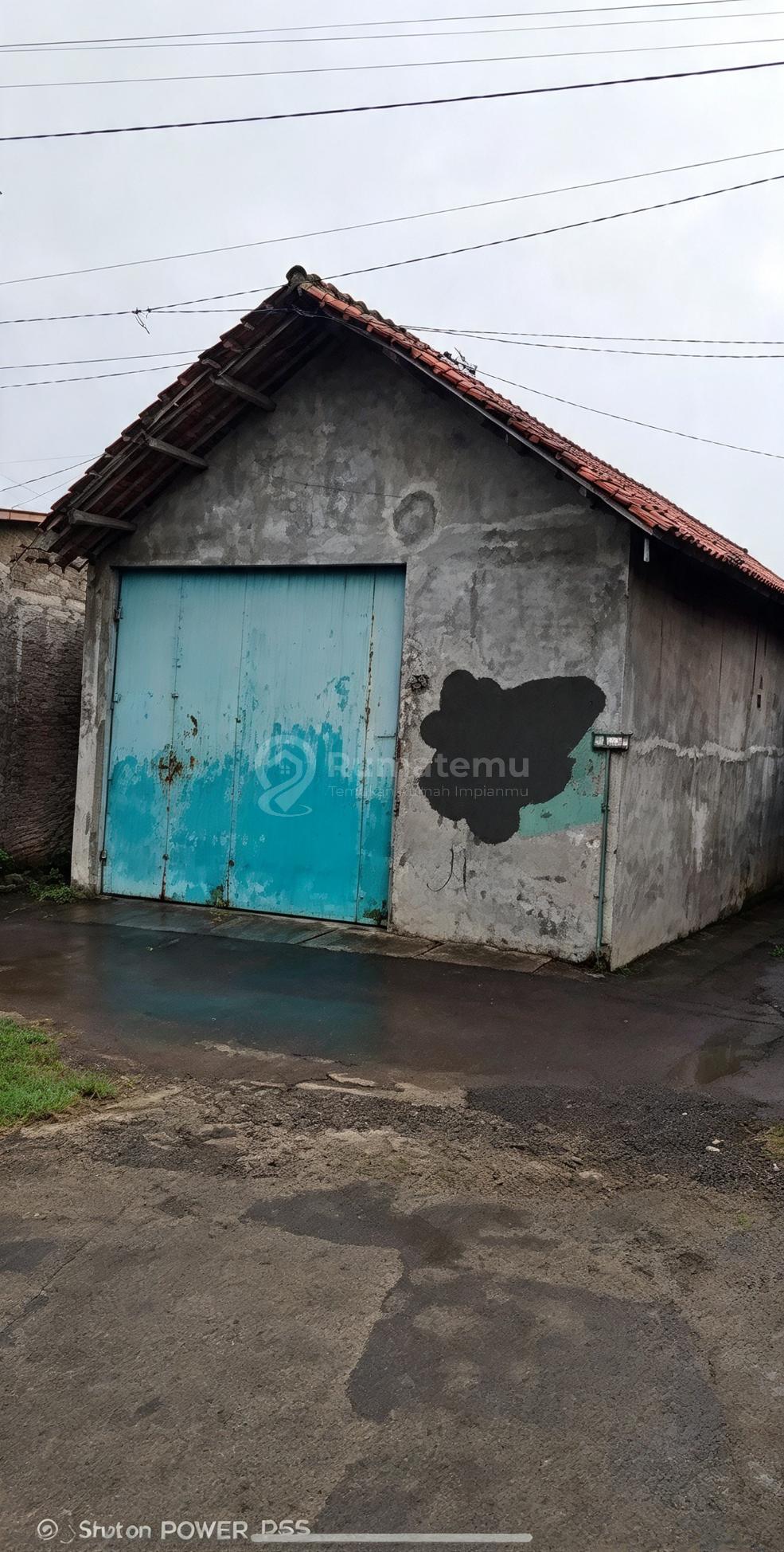 Disewakan Gudang 2 Lantai Strategis 227M2 di Pegambiran Kota Cirebon