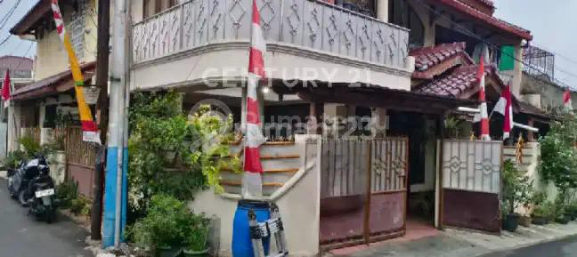 Rumah Hook 2 Lantai Dekat Pulomas dan Kayu Putih Jakarta Timur