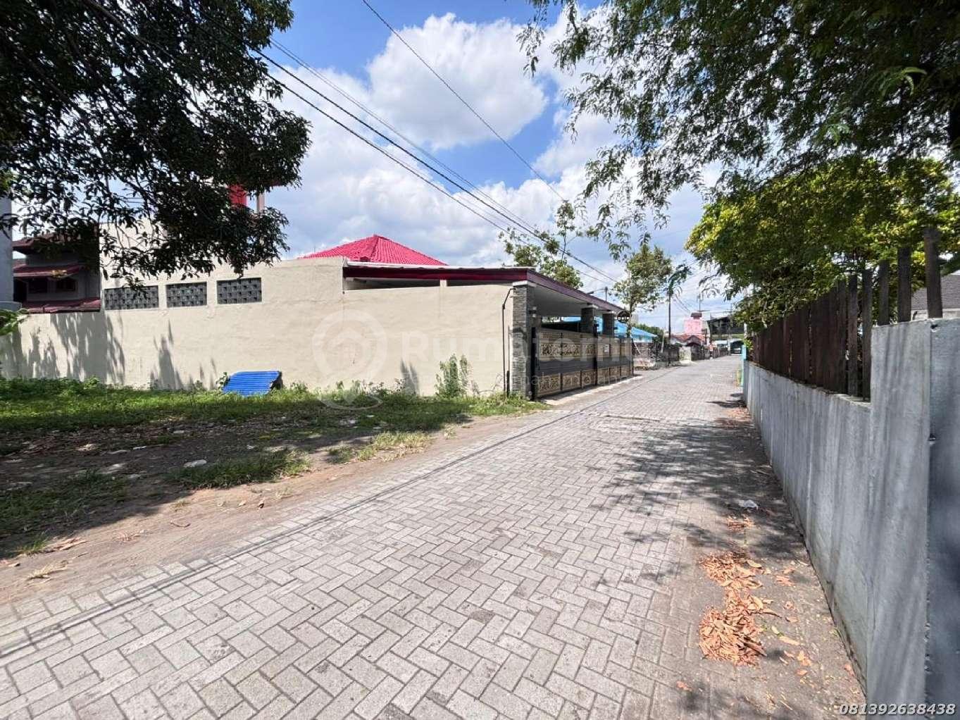 Dijual Kost 21 Kamar Dekat UGM Jogja Cocok Investasi Properti Produktif Area Favorit