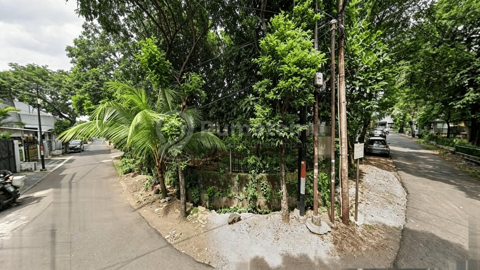 Dijual tanah hunian komplek Hadap Selatan dan Barat Akses jalan 2 mobil lebih di Pondok Kelapa, Duren Sawit